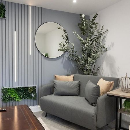 House Of Cards Apartment Роял Тънбридж Уелс Екстериор снимка